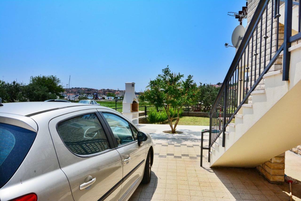 Apartment Nadoveza Tribalj Екстериор снимка